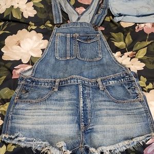 American Eagle overall shorts